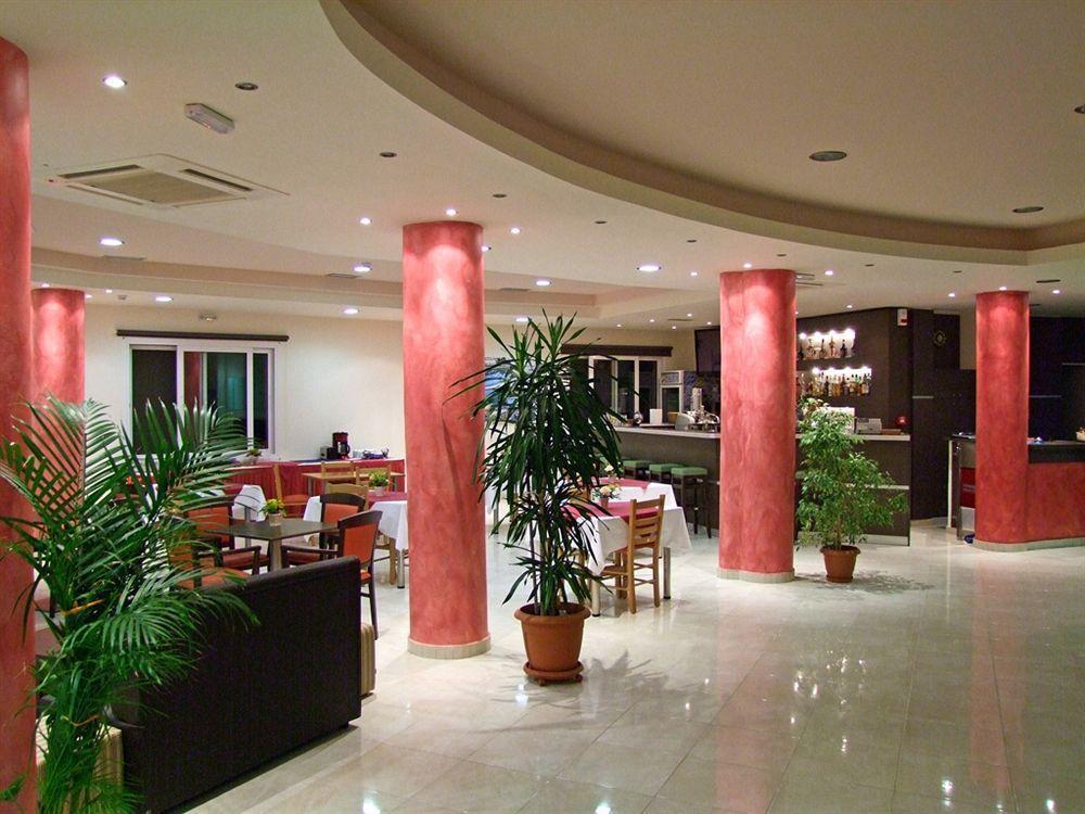 Hotel Sea Breeze Sitia  Ngoại thất bức ảnh