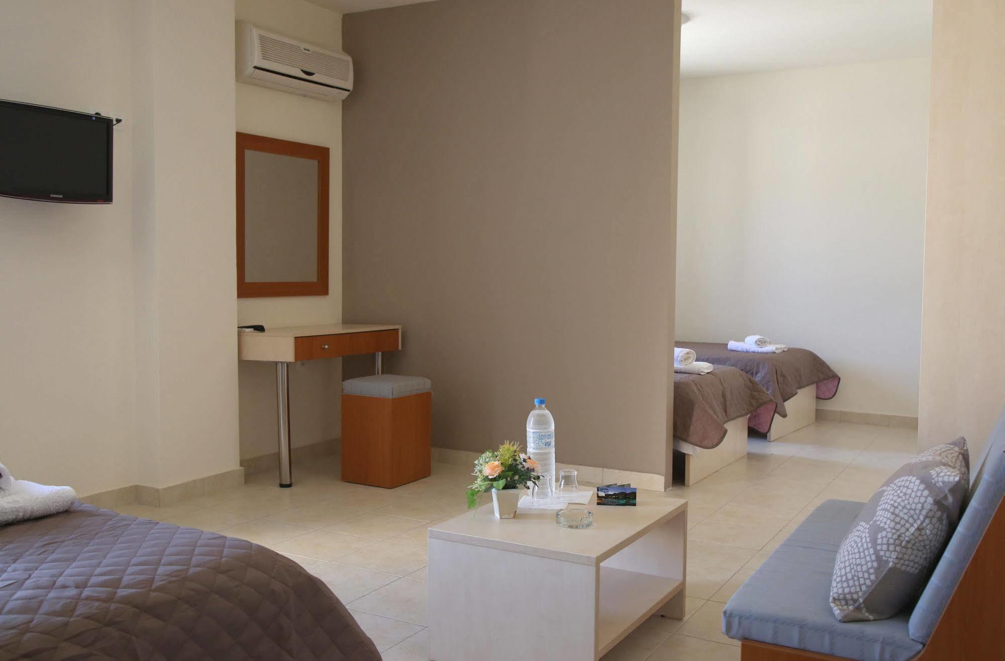 Hotel Sea Breeze Sitia  Ngoại thất bức ảnh